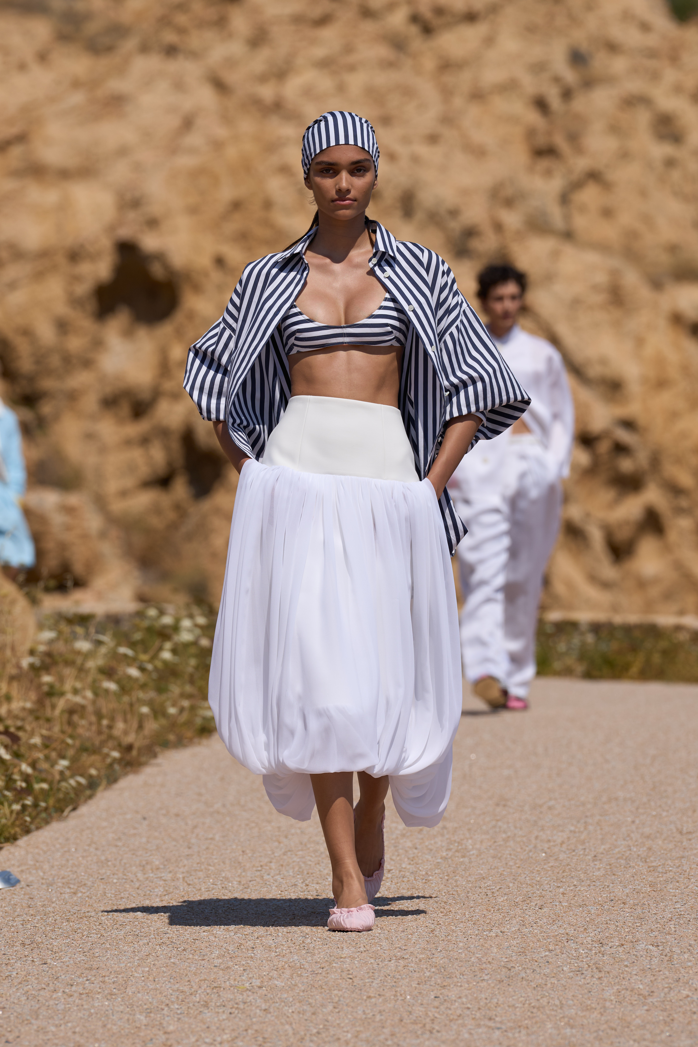 Jacquemus 2027 春夏时装秀系列 图 4