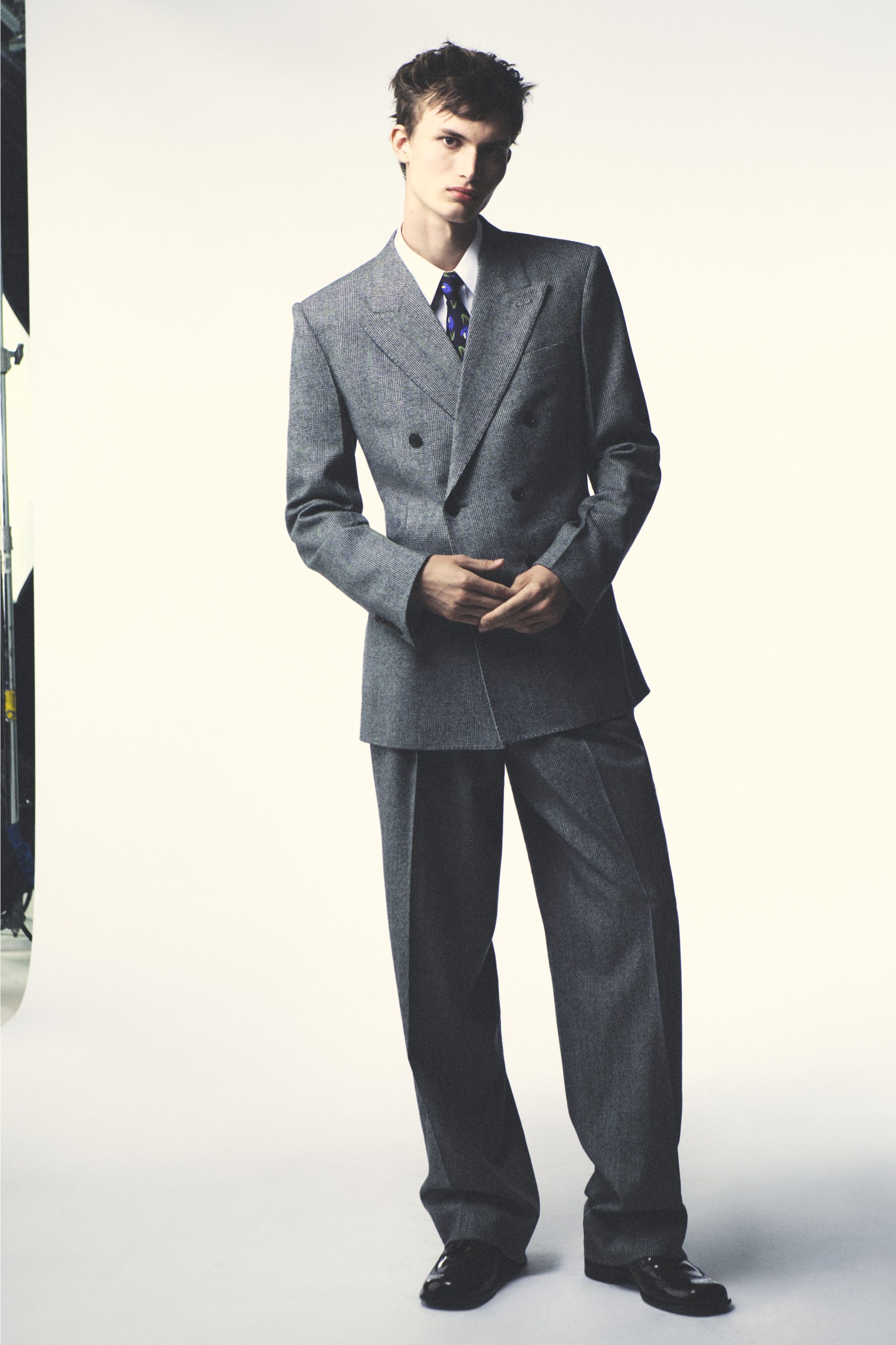 莎拉·伯顿 (Sarah Burton) 为纪梵希 (Givenchy) 推出首个完整男装系列 图 11