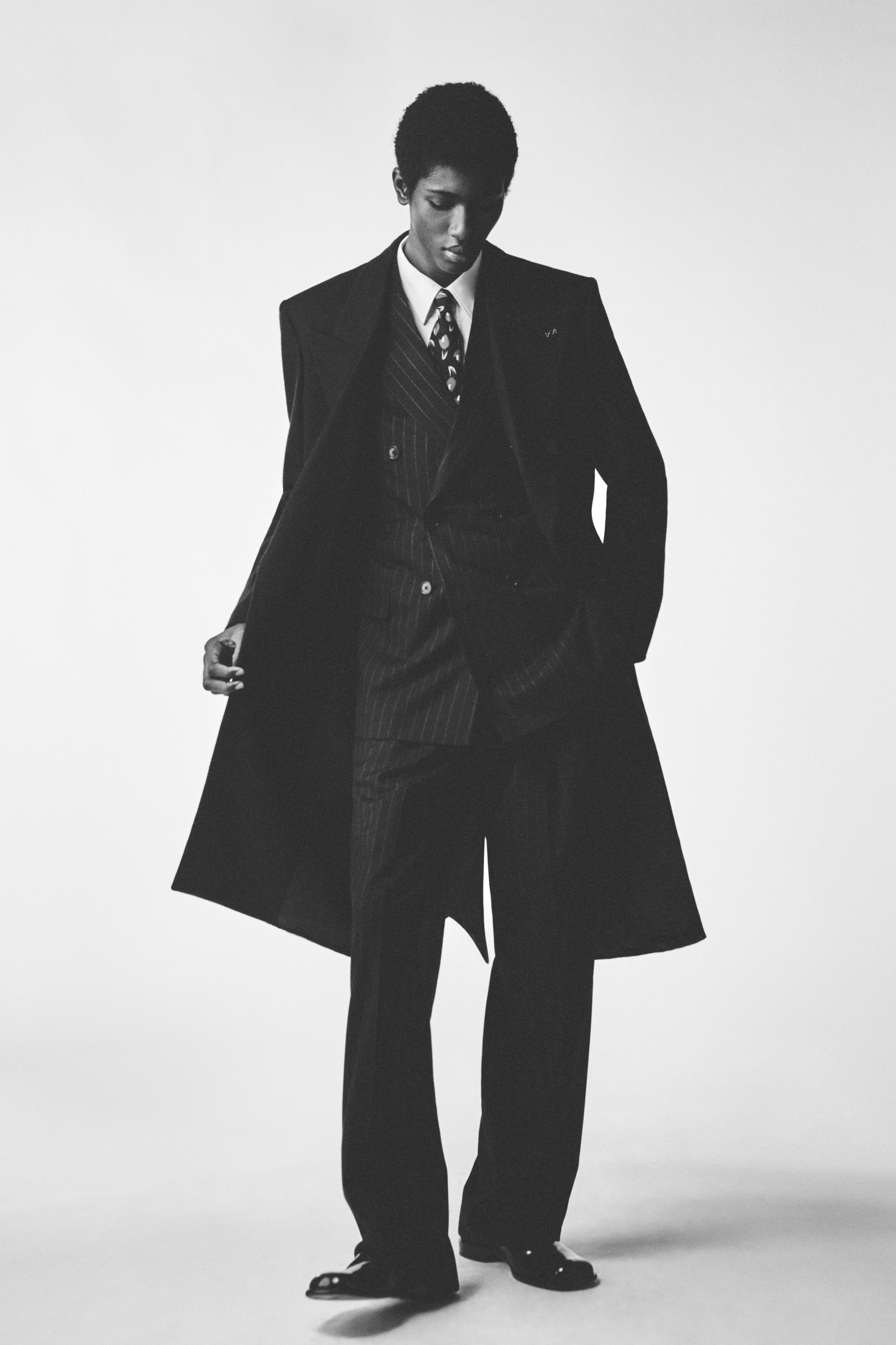 莎拉·伯顿 (Sarah Burton) 为纪梵希 (Givenchy) 推出首个完整男装系列 图 14