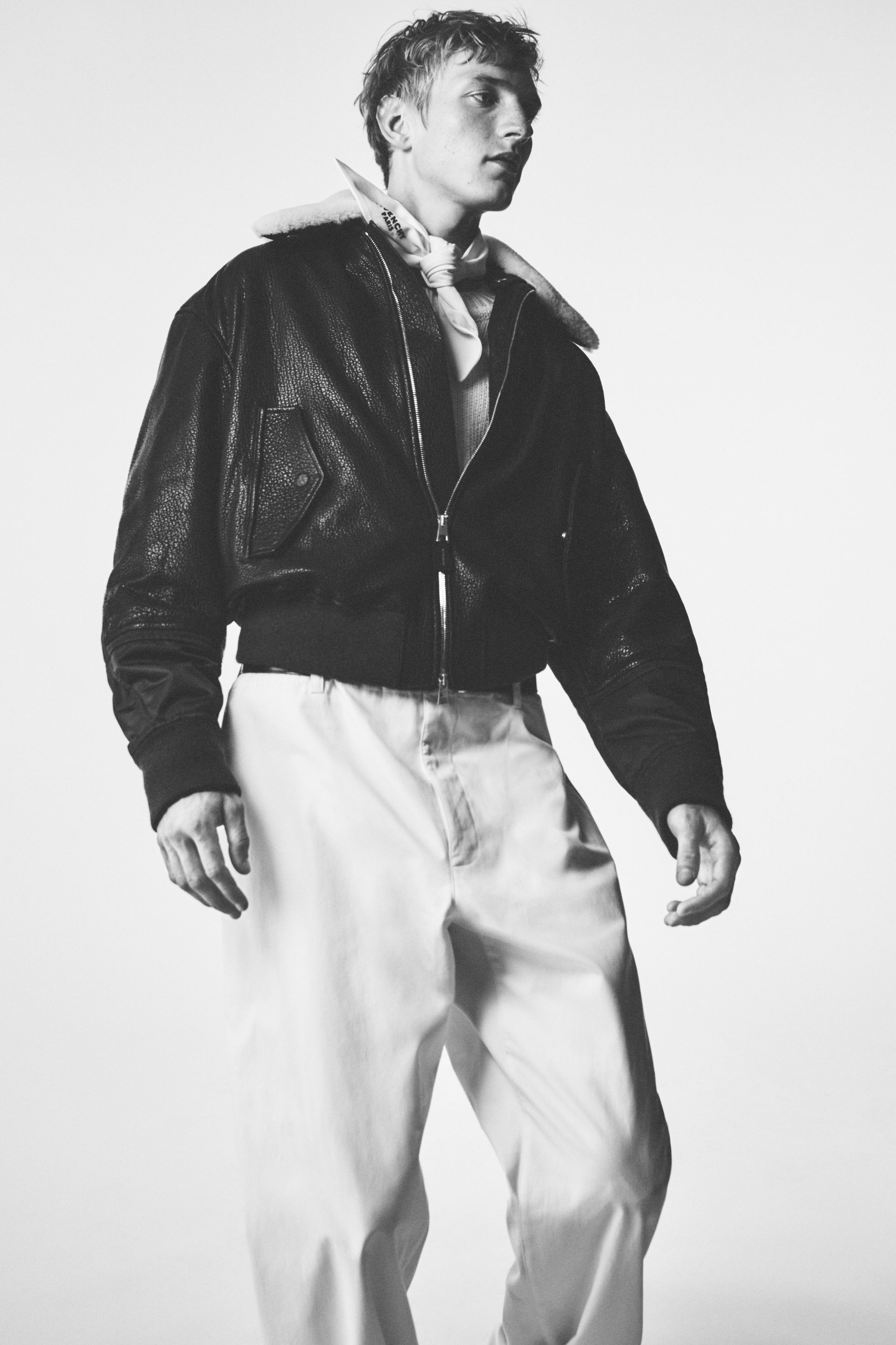莎拉·伯顿 (Sarah Burton) 为纪梵希 (Givenchy) 推出首个完整男装系列 图 15