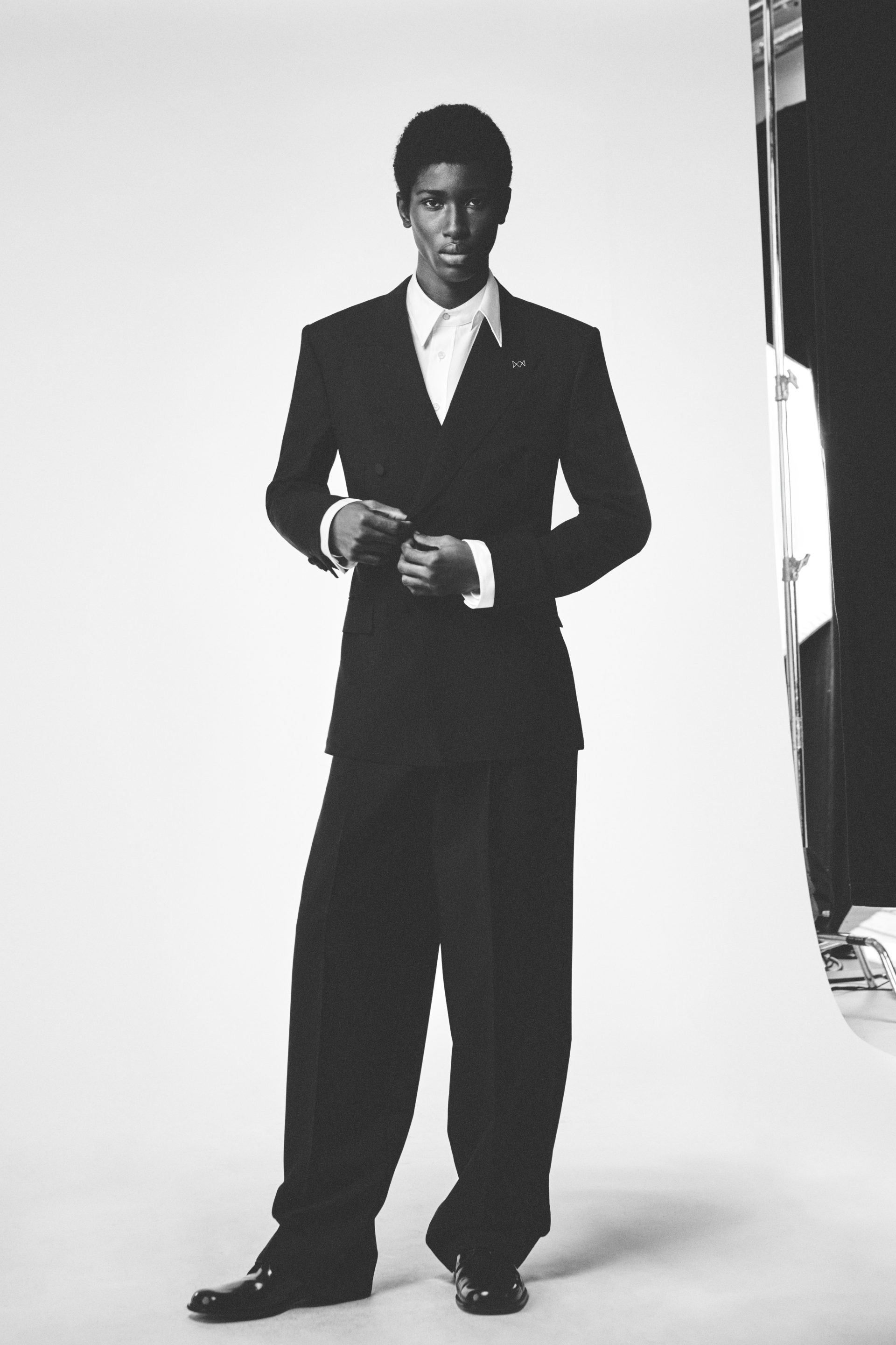 莎拉·伯顿 (Sarah Burton) 为纪梵希 (Givenchy) 推出首个完整男装系列 图 25