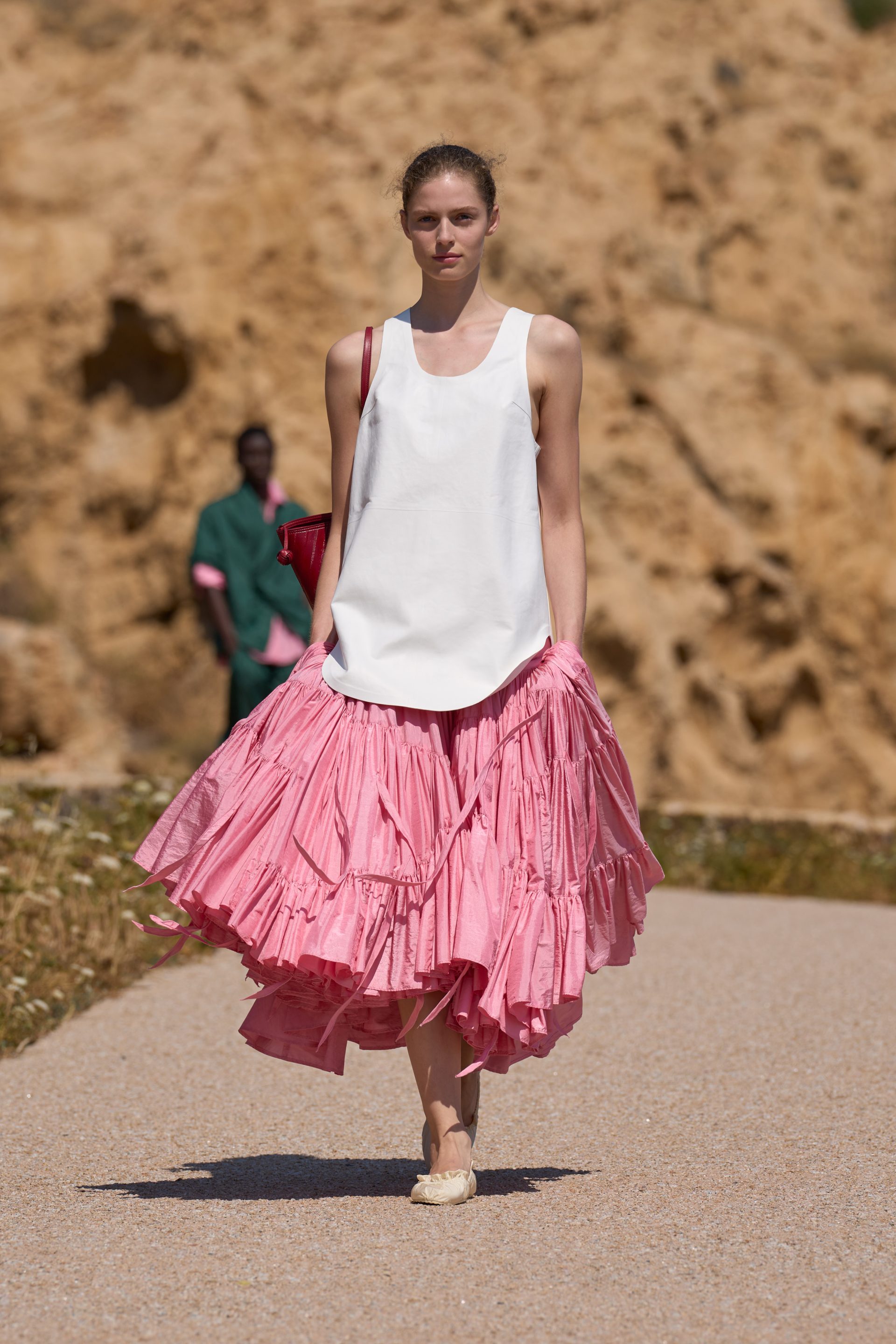 型男演绎 Jacquemus 2027春夏系列 图 10