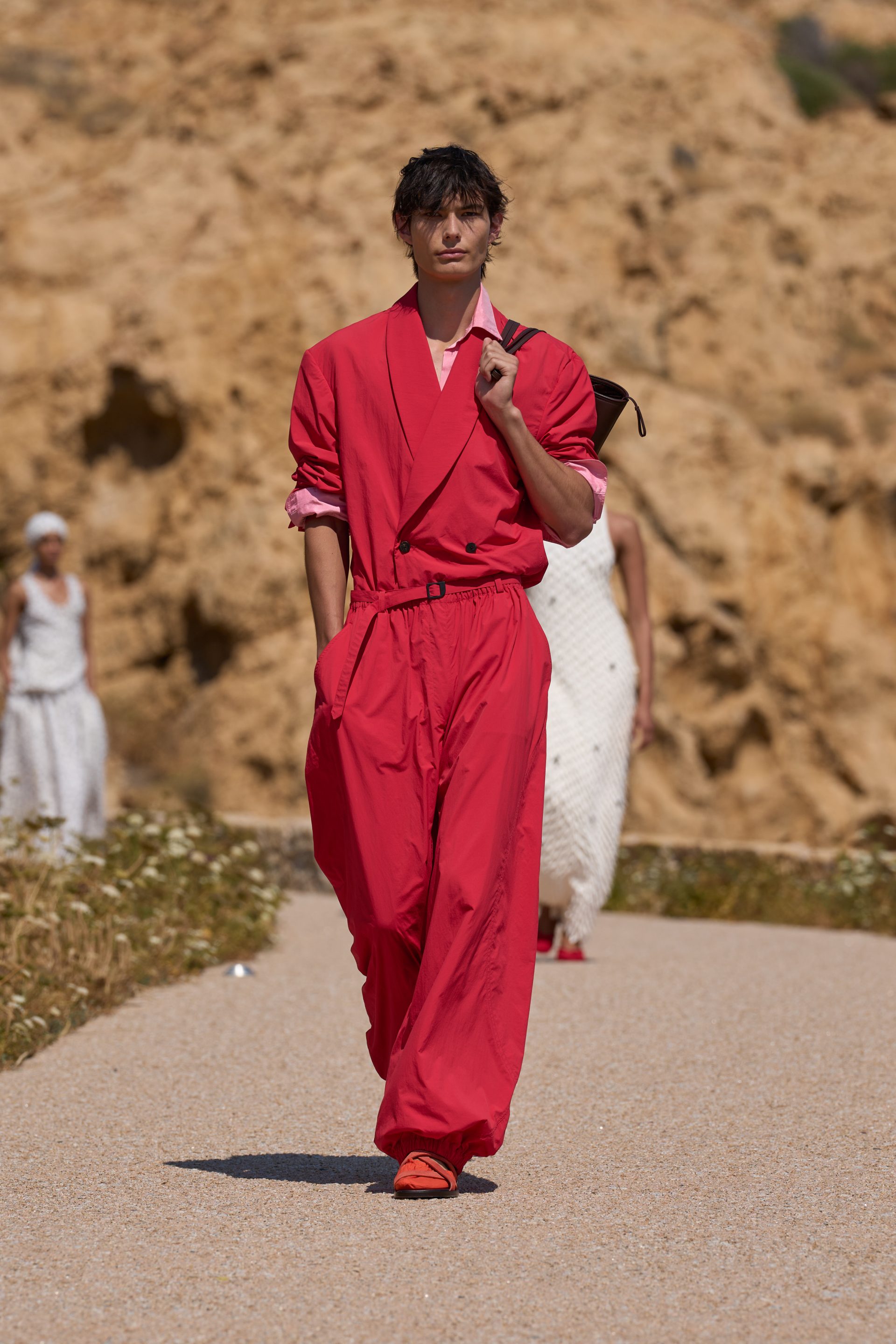 型男演绎 Jacquemus 2027春夏系列 图 8