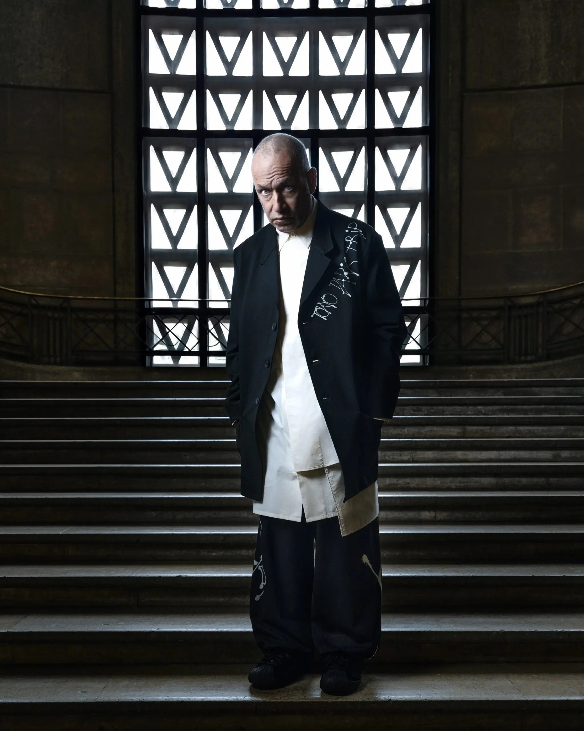 Mark Gonzales 出镜，Y-3 正式发布 2026 秋冬系列 图 5