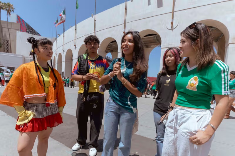 Janella Hernandez 在DoorDash洛杉矶粉丝节接受采访 图 7