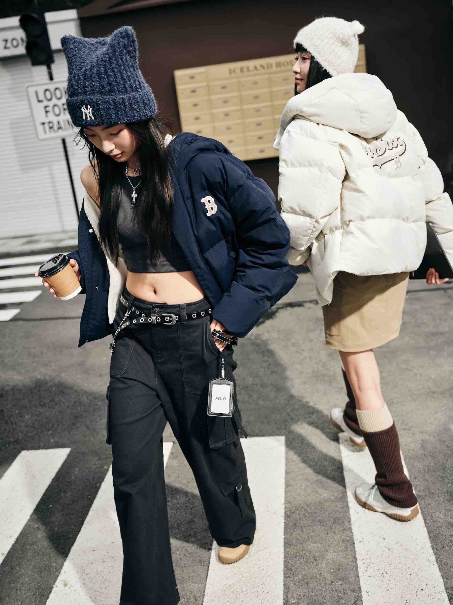 张凌赫演绎2025冬季奶咖棕复古羽绒服 图 8