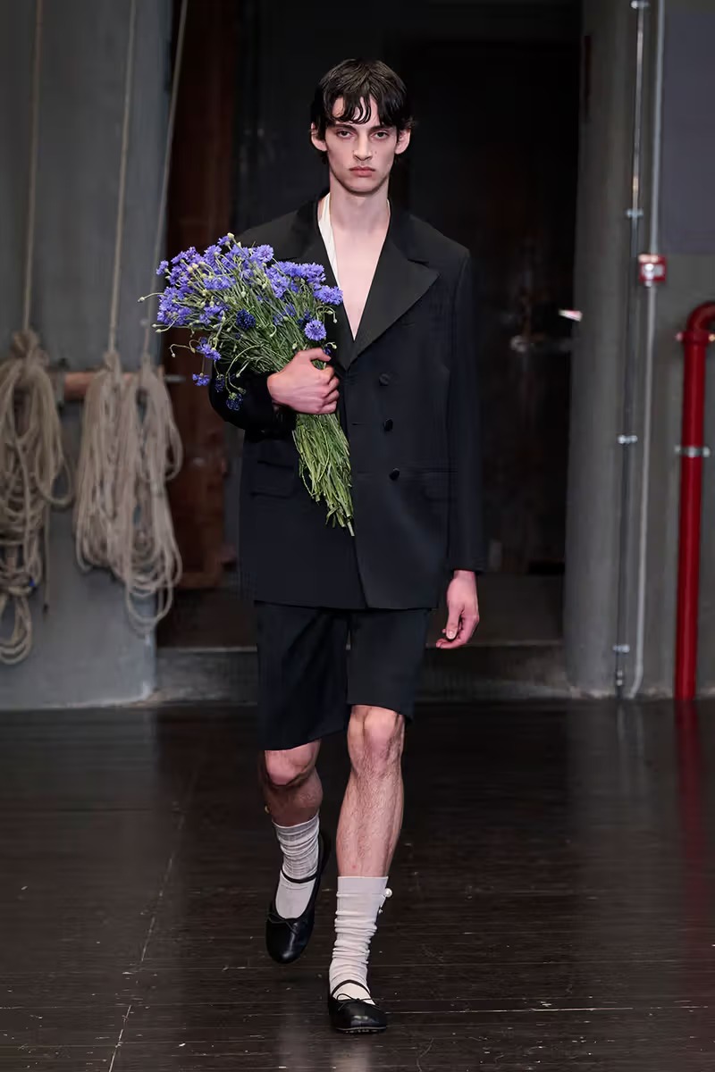 Simone Rocha 首个男装系列于Pitti Uomo 110男装展Ss27季揭晓